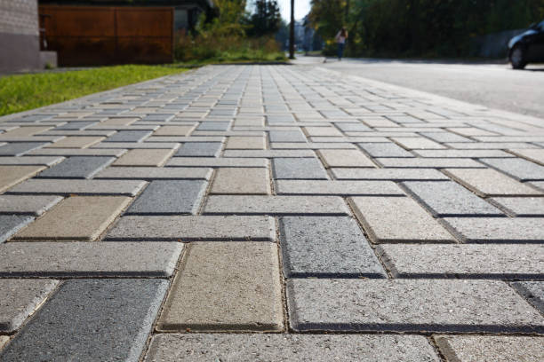 Best Interlocking Driveway Pavers  in Allouez, WI